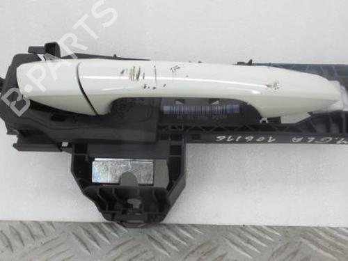 Maniglia esterna posteriore destra MERCEDES-BENZ GLA-CLASS (X156) GLA 200 CDI / d (156.908) (136 hp) 7570109