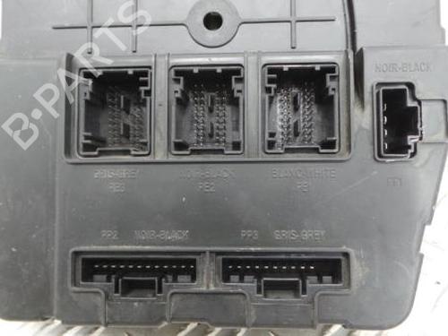 Zekeringkast RENAULT MEGANE II (BM0/1_, CM0/1_) 1.5 dCi (BM0F, BM0T, BM2B, CM0F, CM0T) | BP7884995E1 