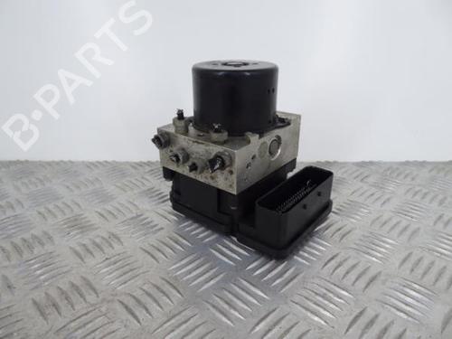 ABS pump VOLVO V40 Hatchback (525) D2 P31317074 