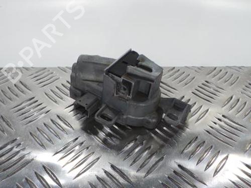 Other VOLVO V40 Hatchback (525) D2 P31340956