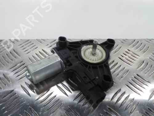 Right rear window motor VOLVO V40 Hatchback (525) D2 017543-100 