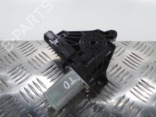 Right rear window motor VOLVO V40 Hatchback (525) D2 | BP7983156E22 