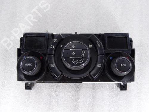 Used Climate control PEUGEOT 5008 (0U_, 0E_) 2.0 HDi 150 / BlueHDi 150 (150 hp) 8068087