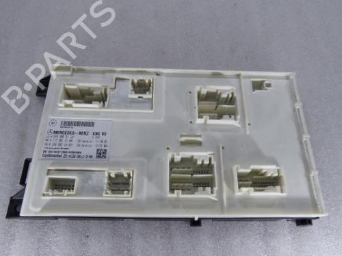 Zekeringkast MERCEDES-BENZ GLA-CLASS (X156) GLA 220 CDI / d 4-matic (156.905) (163 hp) 8074210