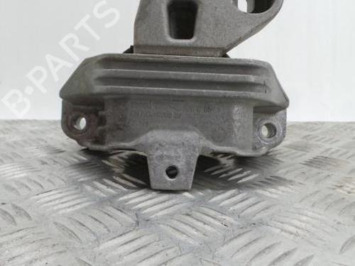 Engine mount MERCEDES-BENZ GLA-CLASS (X156) GLA 200 CDI / d (156.908) | BP8105799M89
