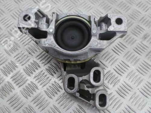 Engine mount MERCEDES-BENZ GLA-CLASS (X156) GLA 200 CDI / d (156.908) | BP8105799M89