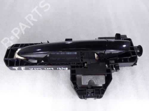 Used Rear left exterior door handle MERCEDES-BENZ C-CLASS (W204) C 220 CDI (204.008) (170 hp) 8127007