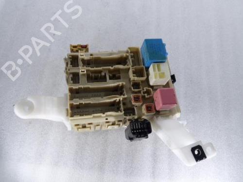 Zekeringkast TOYOTA VERSO (_R2_) 1.6 D4-D (WAR20_) | BP8132396E1