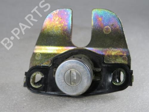 Tailgate lock TOYOTA COROLLA (_E11_) 1.4 16V (ZZE111_, ZZE111R) BP8206450C101