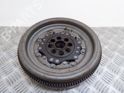 Flywheel VW SCIROCCO III (137, 138) 2.0 TFSI 06J105266D