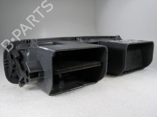 Air vent TOYOTA COROLLA (_E11_) 1.4 16V (ZZE111_, ZZE111R) | BP8207618I21 