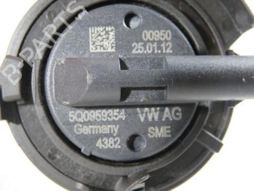 Electronic module VW GOLF SPORTSVAN VII (AM1, AN1) 1.6 TDI | BP8523820M83 