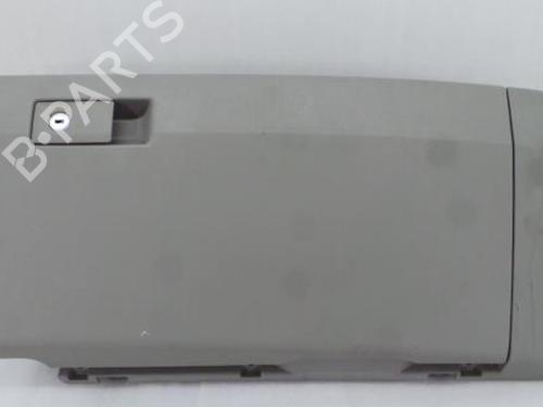 Glove box VW TRANSPORTER T6 / CARAVELLE T6 Bus (SGB, SGJ, SHB, SHJ) 2.0 TDI 7E1858007D 