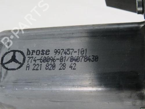 Right front window motor MERCEDES-BENZ S-CLASS (W221, V221) S 320 CDI (221.022, 221.122) | BP8803033E20 