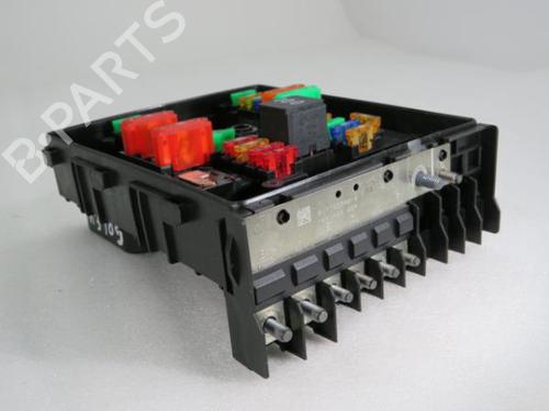 Fuse box VW GOLF VI (5K1) 1.6 TDI | BP9128384E1 