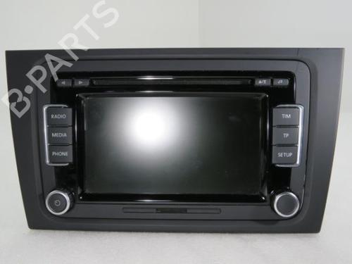 Radio VW GOLF VI (5K1) 1.6 TDI (105 hp) 9138414