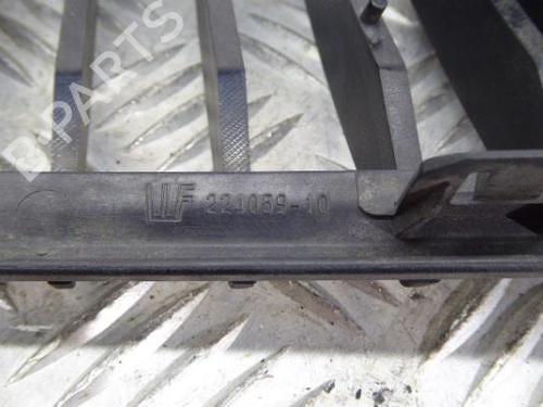 Grille BMW 3 (E90)  | BP10048194C40 