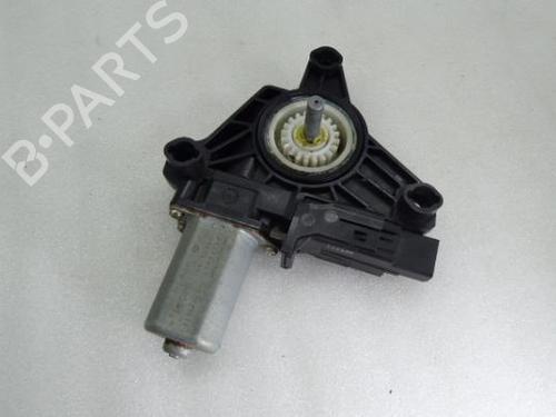 Right rear window motor VOLVO V40 Hatchback (525) D2 | BP10054605E22 