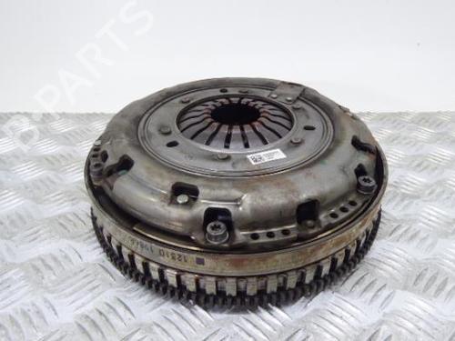 Flywheel MERCEDES-BENZ VITO Tourer (W447) 114 CDI (447.701, 447.703, 447.705) 123101986R 
