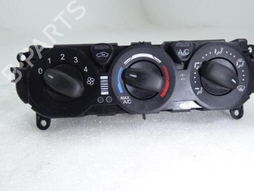 Panel klimatyzacji / ogrzewania FORD TRANSIT V363 Bus (FAD, FBD) 2.0 EcoBlue GK2T18549