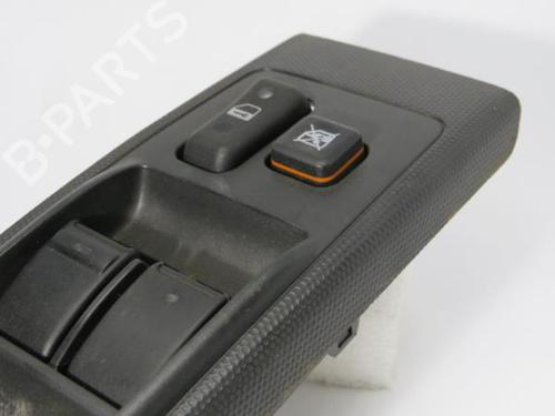 Left front window switch TOYOTA COROLLA Verso (ZER_, ZZE12_, R1_) 1.3 VVTi | BP10541553I27 