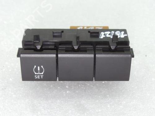 Used Switch PEUGEOT 208 I (CA_, CC_) 1.6 HDi / BlueHDi 75 (75 hp) 11045092