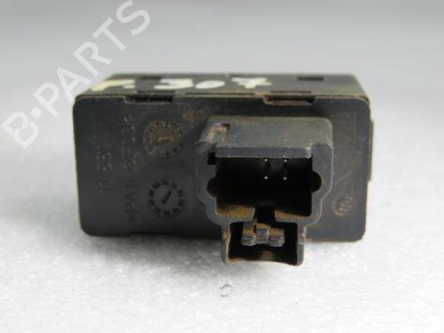 Right rear window switch PEUGEOT 307 SW (3H) 2.0 16V | BP11256873I28 