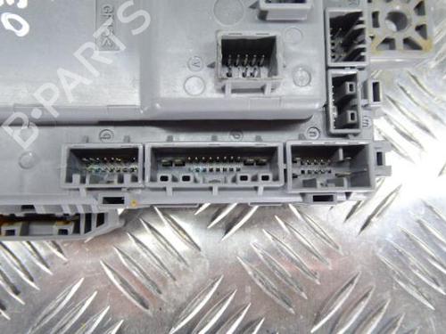 Fuse box HONDA CR-V IV (RM_) 1.6 i-DTEC (RE6) | BP12109762E1