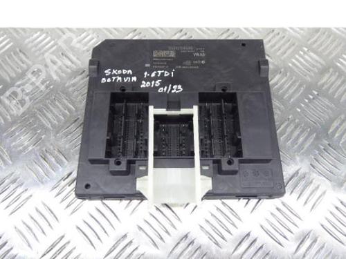 Fuse box SKODA OCTAVIA III (5E3, NL3, NR3) 1.6 TDI 5Q0937084AG 