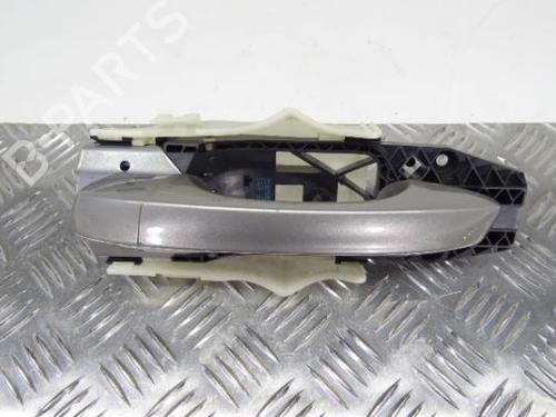 Front left exterior door handle SKODA OCTAVIA III (5E3, NL3, NR3) 1.6 TDI 5L0837885B 