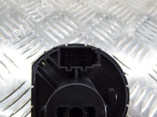 Headlight switch SKODA OCTAVIA III (5E3, NL3, NR3) 1.6 TDI | BP12205168I24 