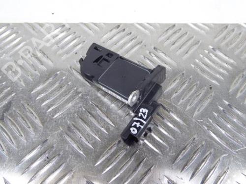 Mass air flow sensor CITROËN BERLINGO Box Body/MPV (K9) 1.6 BlueHDi 75 9677093080