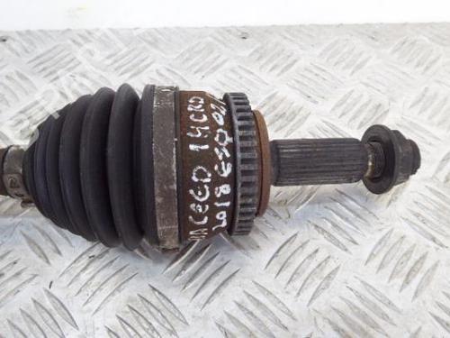 Left front driveshaft KIA CEE'D Sportswagon (JD) 1.4 CRDi 90 | BP13548608M38 