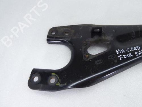 Right rear suspension arm KIA CEE'D Sportswagon (JD) 1.4 CRDi 90 | BP13550825M15 