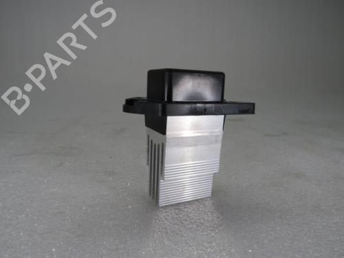 Rezystor dmuchawy KIA SORENTO III (UM) 2.2 CRDi PA66-MD21 GF17  