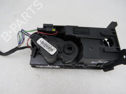 Switch PEUGEOT 3008 II SUV (MC_, MR_, MJ_, M4_) 1.6 BlueHDi 120 | BP14925679I30 