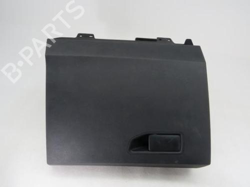 Glove box PEUGEOT 3008 II SUV (MC_, MR_, MJ_, M4_) 1.6 BlueHDi 120 1032300226221  