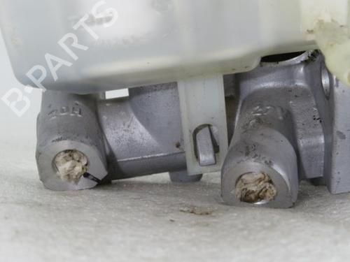 Brake master cylinder LAND ROVER DISCOVERY III (L319) 2.7 TD 4x4 | BP15114496M77