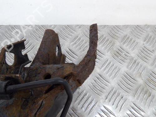 Venstre bagtil bærearm LAND ROVER DISCOVERY III (L319) 2.7 TD 4x4 | BP15357132M14 