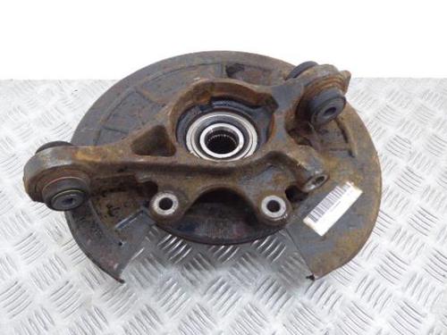 Venstre hjullejehus spindel LAND ROVER DISCOVERY III (L319) 2.7 TD 4x4 (190 hp) 15357144