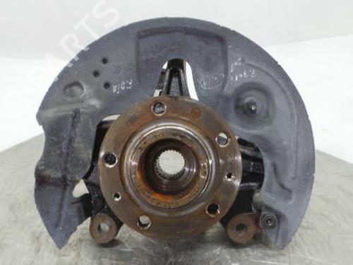 Used Right front steering knuckle PEUGEOT 3008 II SUV (MC_, MR_, MJ_, M4_) 1.5 BlueHDi 130 (131 hp) 15578120