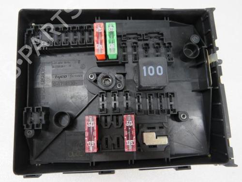Fuse box VW GOLF VI (5K1) 1.6 TDI | BP15942930E1