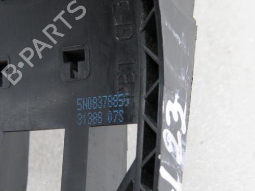 Front left exterior door handle VW GOLF VI (5K1) 1.6 TDI | BP15847357C128