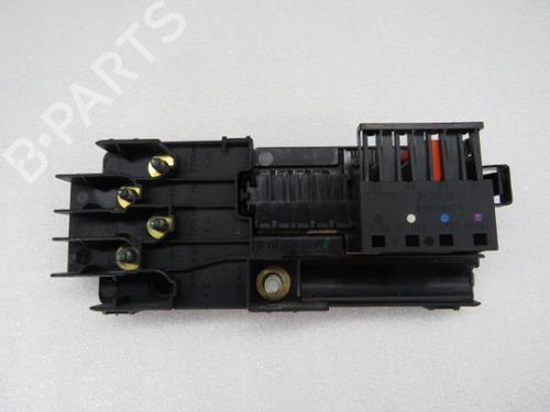 Switch MERCEDES-BENZ E-CLASS (W211) E 500 4-matic (211.090) 2115452301