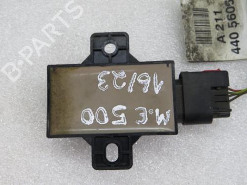 Switch MERCEDES-BENZ E-CLASS (W211) E 500 4-matic (211.090) | BP16300724I30 