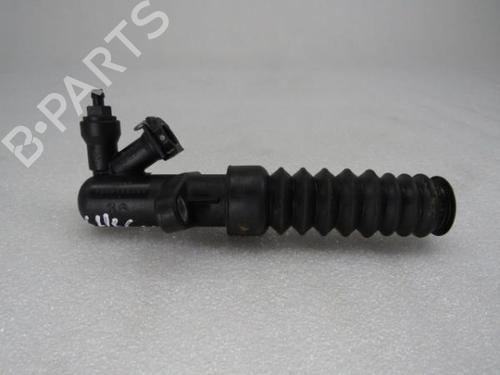 Clutch slave cylinder PEUGEOT 5008 II (MC_, MJ_, MR_, M4_) 1.6 BlueHDi 120 (MCBHZH, MCBHZW) 29879809468580