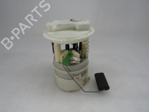 Used Fuel pump DACIA SANDERO 1.2 16V (75 hp) 16314677