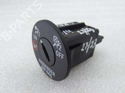 Switch OPEL ASTRA J (P10) 1.6 CDTi (68) | BP16751388I30 
