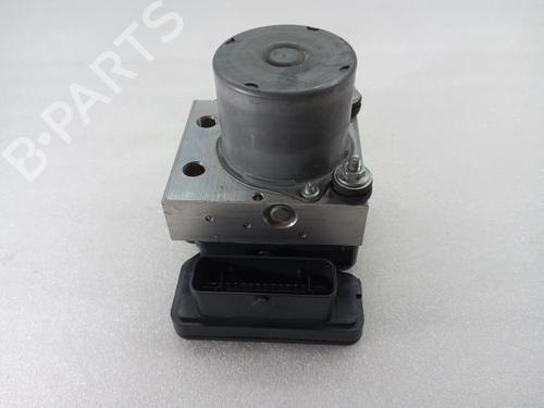 Used ABS pump PEUGEOT BOXER Van 2.0 BlueHDi 130 (130 hp) 17077729
