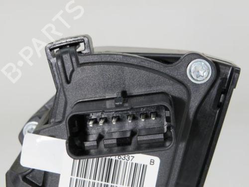 Used Pedal PEUGEOT 308 SW II (LC_, LJ_, LR_, LX_, L4_) 1.5 BlueHDi 100 (102 hp) 17449823